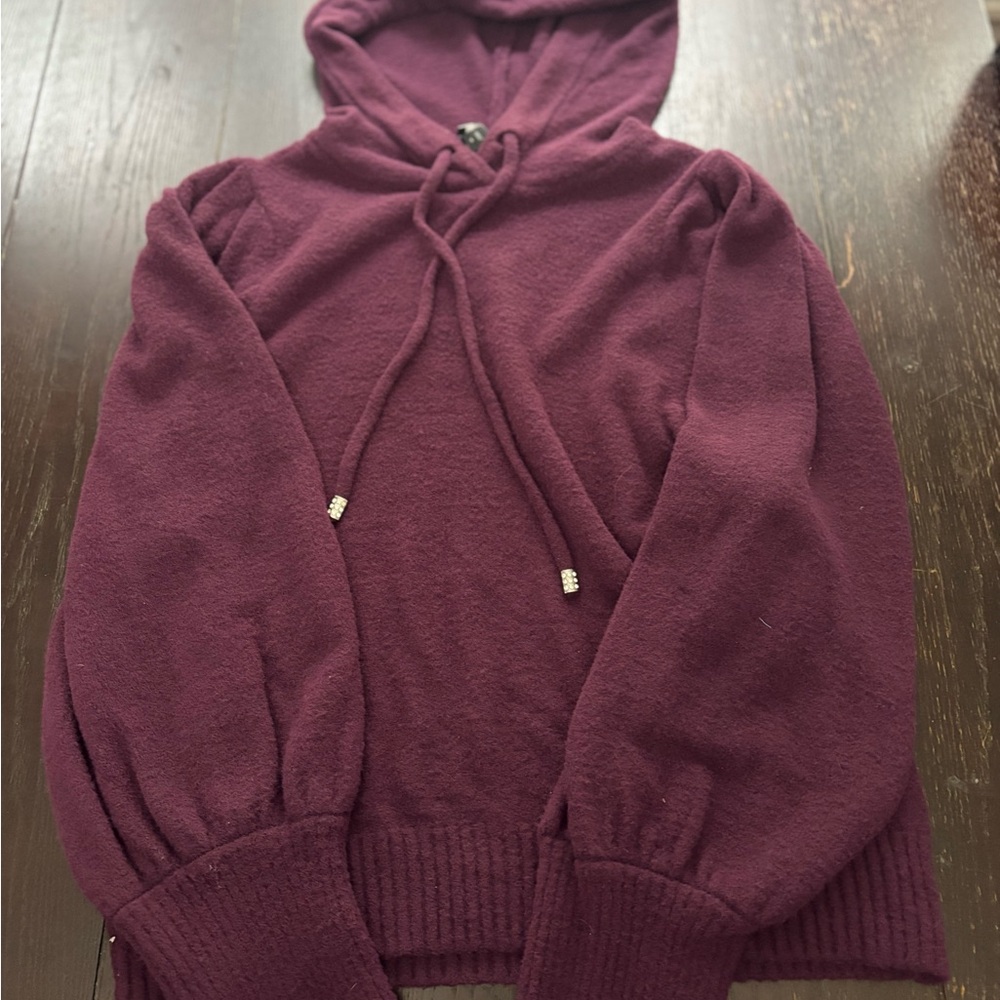 Express Women's purple balloon sleeve Pullover Sweater